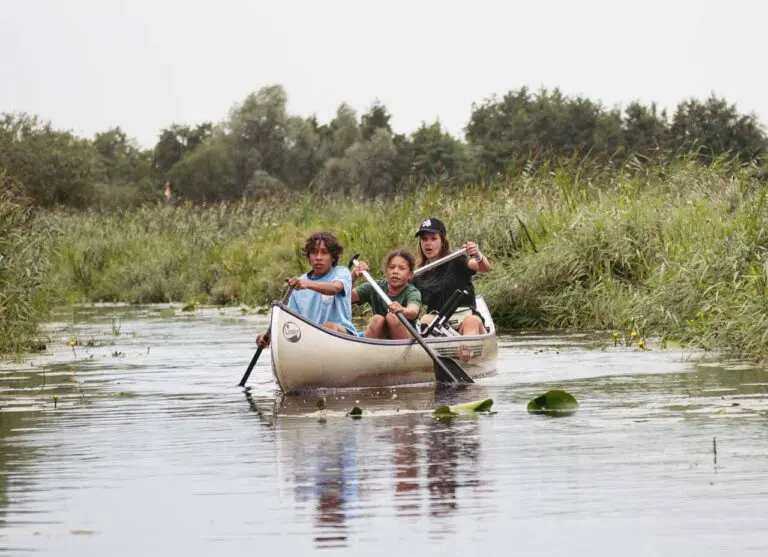 Canoe Tribe - Kanotocht Zweden - reizen met kinderen - familie vakantie - kajakken in zweden