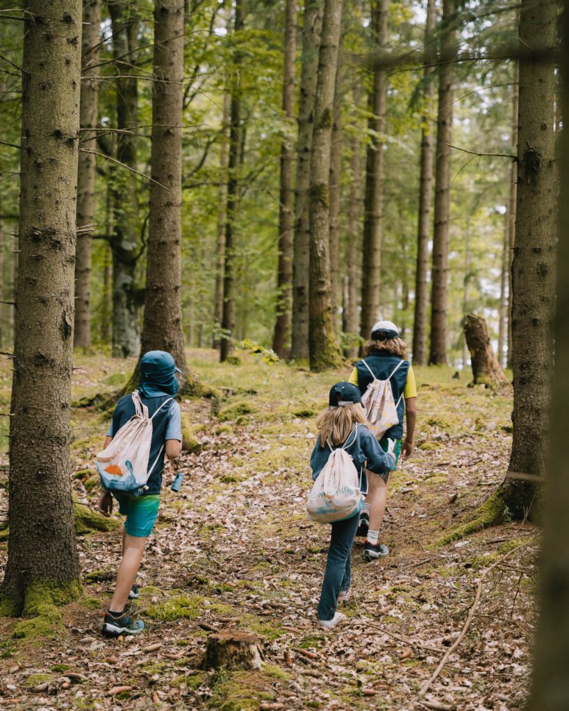 vakantie zweden - met kinderen op reis - kanotocht Zweden- reizen met kinderen