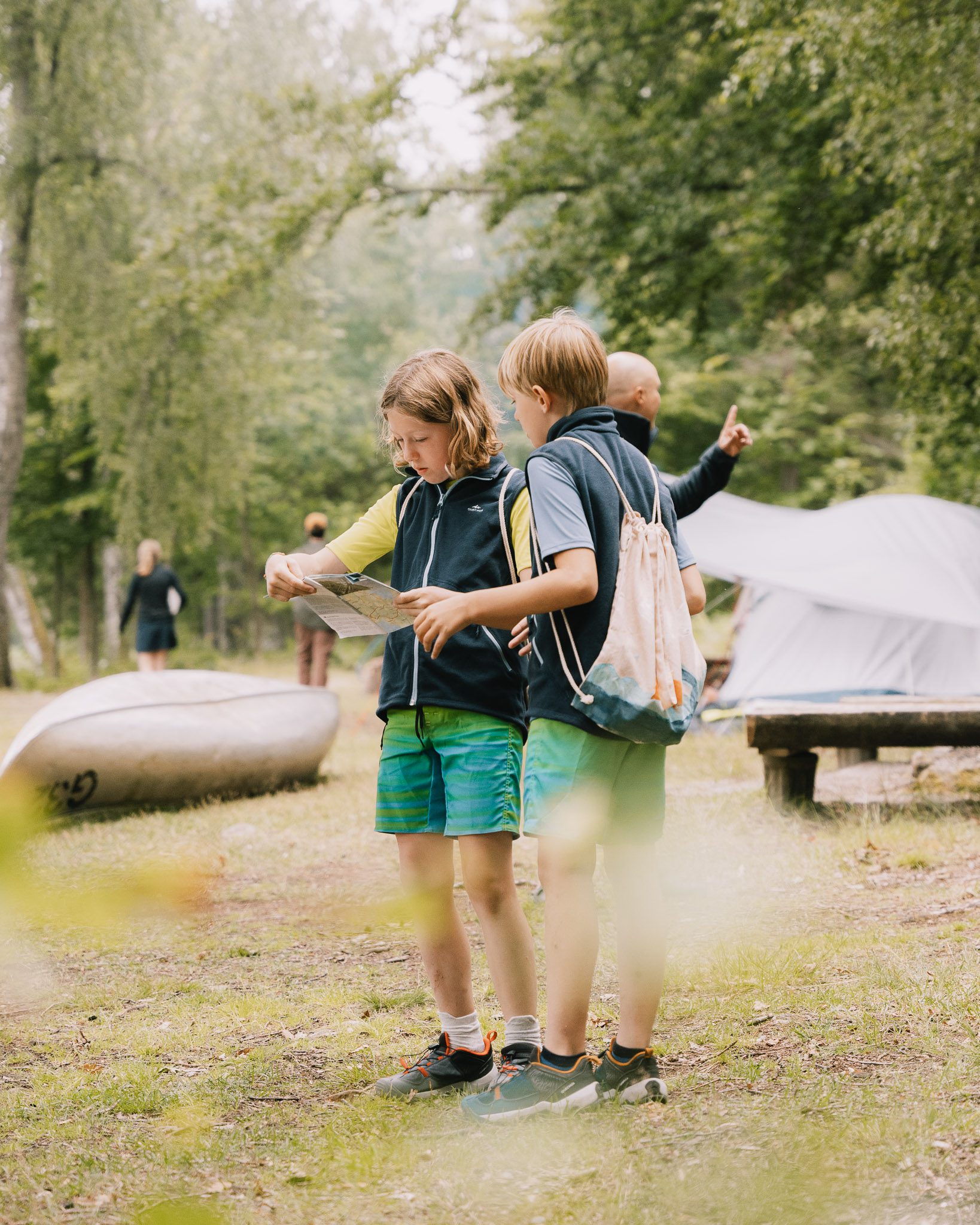 vakantie zweden - met kinderen op reis - kanotocht Zweden- reizen met kinderen